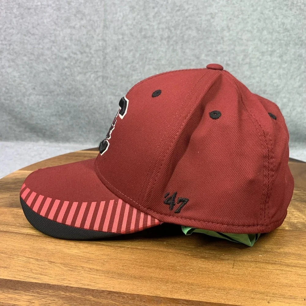 USC Gamecocks‎ Hat Cap Fitted Mens L-XL Garnet Black NCAA College Embriodered